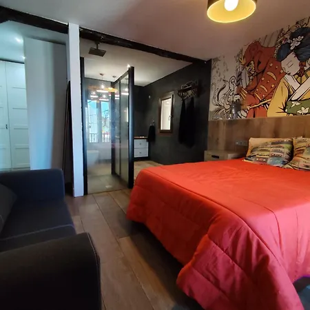 19th Comfort Flat By Next Stop *