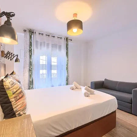 19th Comfort Flat By Next Stop Daire